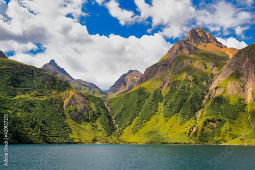 Lago di Montagna Domodossola (Italia)