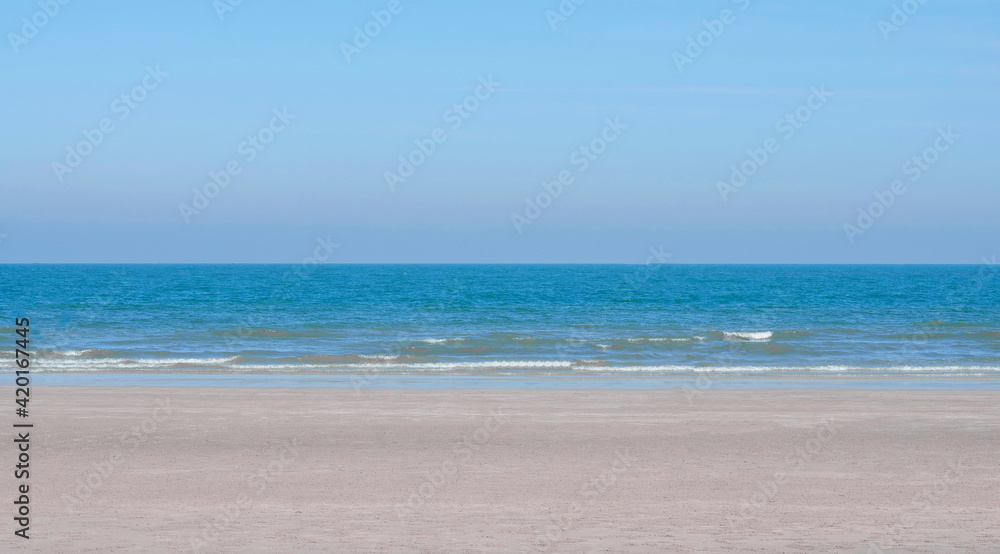 Fototapeta premium Native seaside attractions in Thailand. Beaches that can be traveled throughout all seasons.