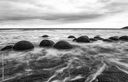 Fotografiet Moeraki boulders in New Zealand