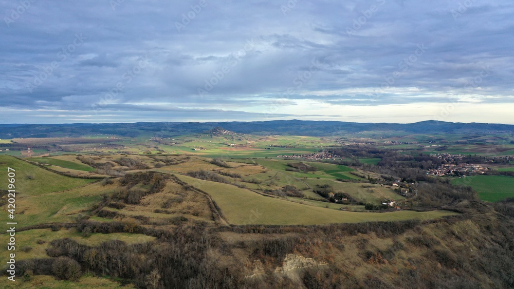 village et volcans du Puy-de-Dôme