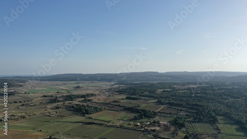 village du sud de la France (Salles-d'Aude près de Narbonne et du massif de la Clape)