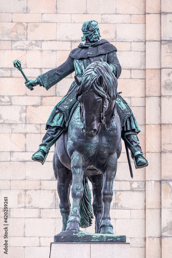 Naklejka premium Monument to Jan Žižka of Trocnov in Vítkov hill