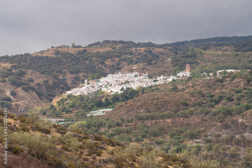 towns on the side of a mountain in the Sierra Nevada