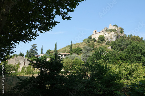 Burghügel in Entrechaux, Provence