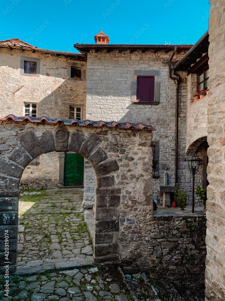 Borghi Borghi