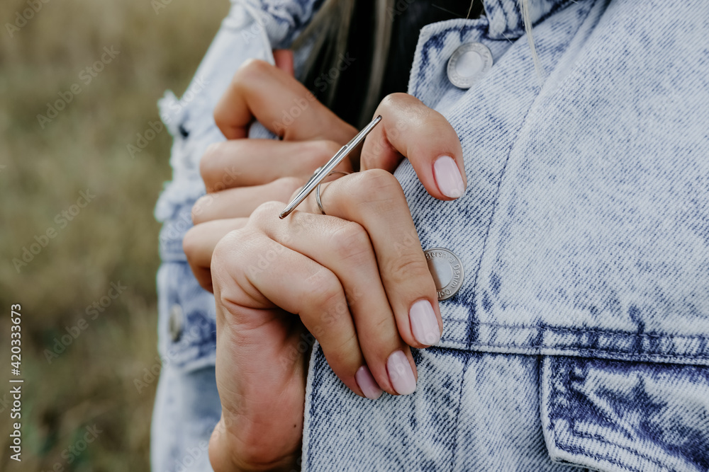 manicure and polish