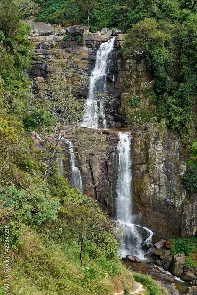 Obraz premium Ramboda Falls, Hill Country of Sri Lanka