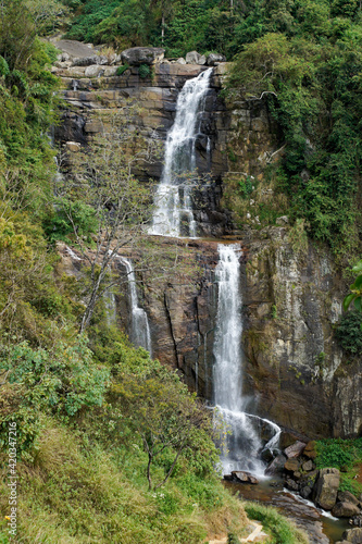 Fototapeta Naklejka Na Ścianę i Meble -  Ramboda Falls, Hill Country of Sri Lanka