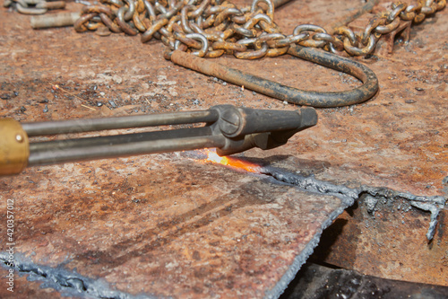 Right View Checker Plate or Diamond Plate Cutting by Oxygen Acetylene Cutting Torch Technique