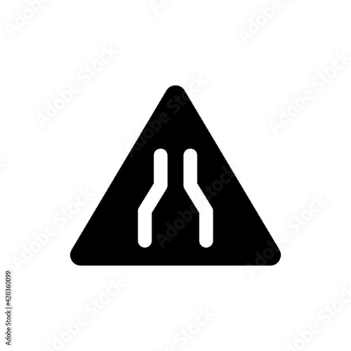 Road Narrows road sign icon, isolated on white background