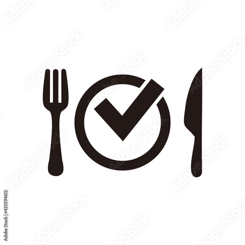 Ready to eat healthy food icon isolated on white background