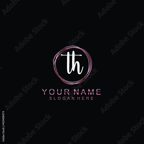 TH beautiful Initial handwriting logo template