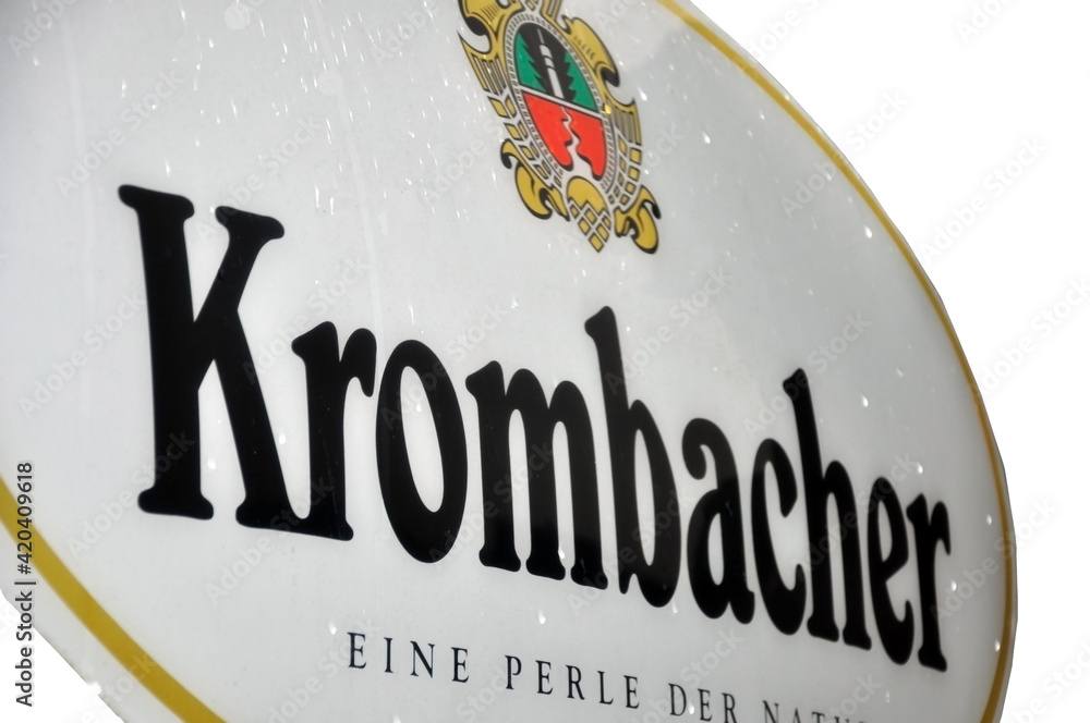 Das Krombacher Bier Logo Das Au enschild Als Werbung F r Das das-krombacher-bier-logo-das-au-enschild-als-werbung-f-r-das