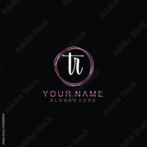TR beautiful Initial handwriting logo template
