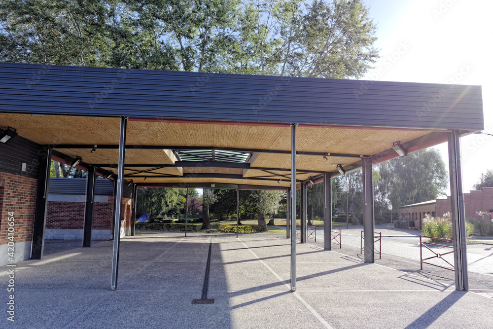 halle des producteurs château l'abbaye 