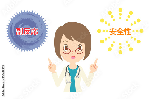 安全性と副反応の説明をする白衣の女性医師