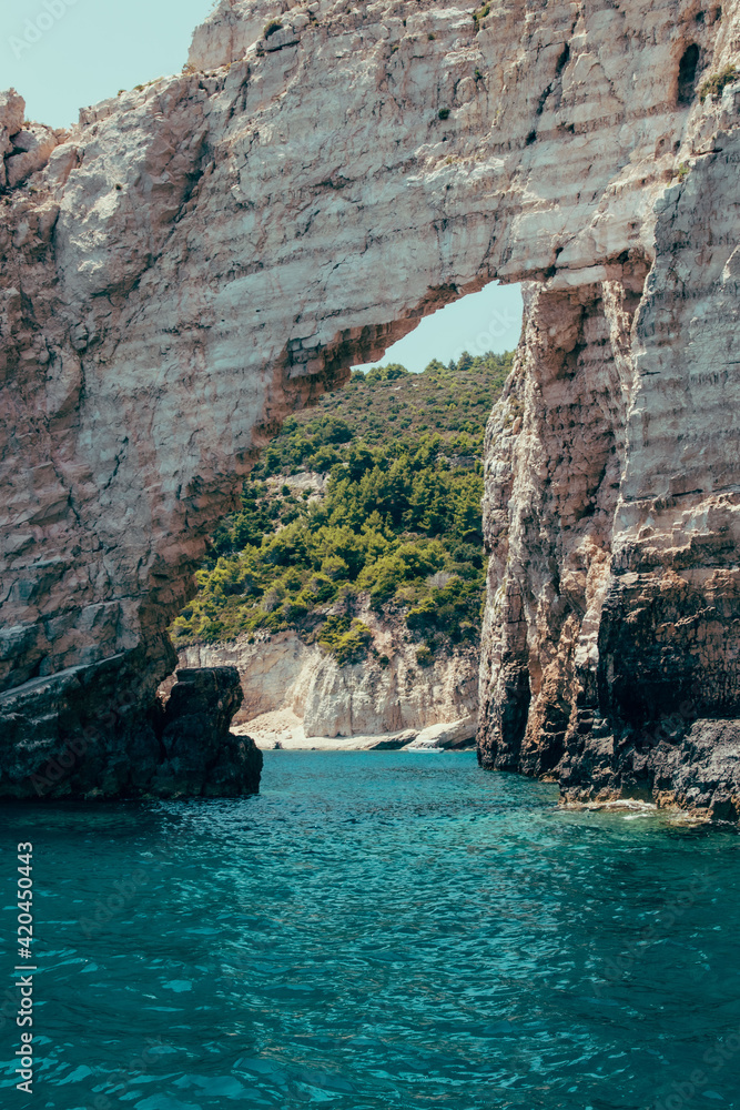 Jaskinie na Zakynthos