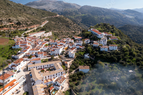 vista del municipio de Atajate en la serranía de Ronda, Málaga	
