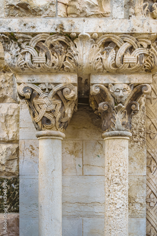 Columns, Holy Sepulchre Church, Jerusalem