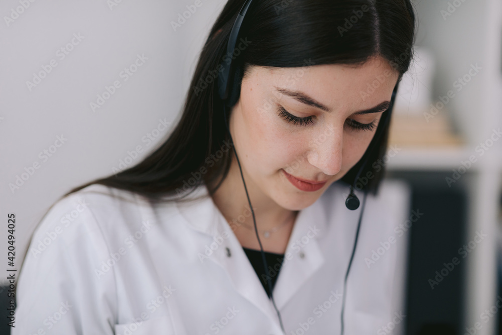 Remotely medical helping Remotely medical helping