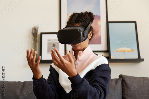 Exploring the VR world