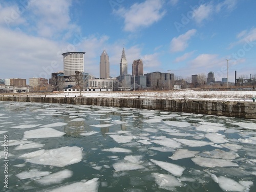 Canvas-taulu Cleveland Ohio, Frozen Cuyahoga River