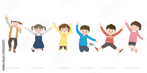 元気にジャンプする　こどもたち　キッズ　友達　イラスト素材