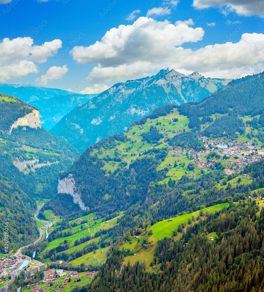 Fototapeta premium Houses in the valley