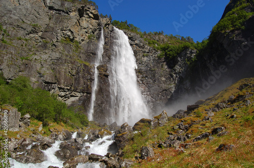 Preciosa cascada Noruega