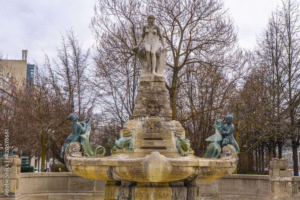 Fountain in the financial district of Frankfurt - travel photography