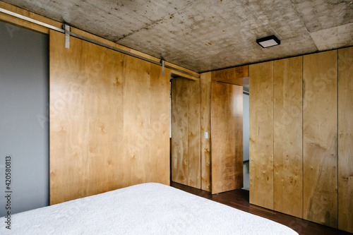 Wood bedroom in the Casa Bronze Loft photo