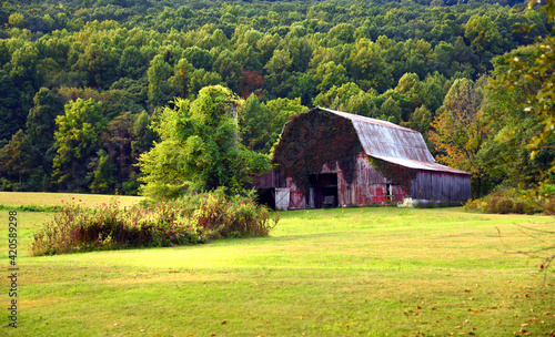 Barn on Tennessee Farm Land