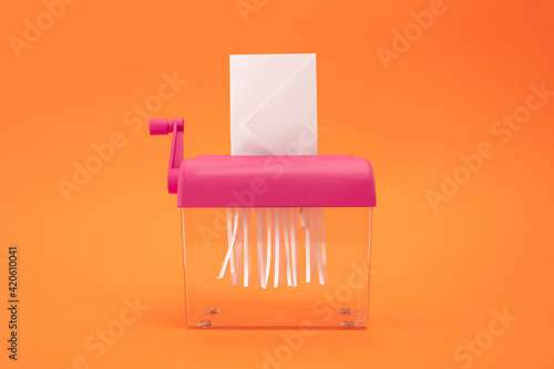 Notification shredder