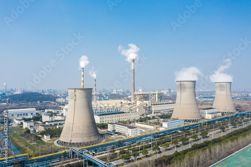 Wallpaper Mural Oil factory Torontodigital.ca