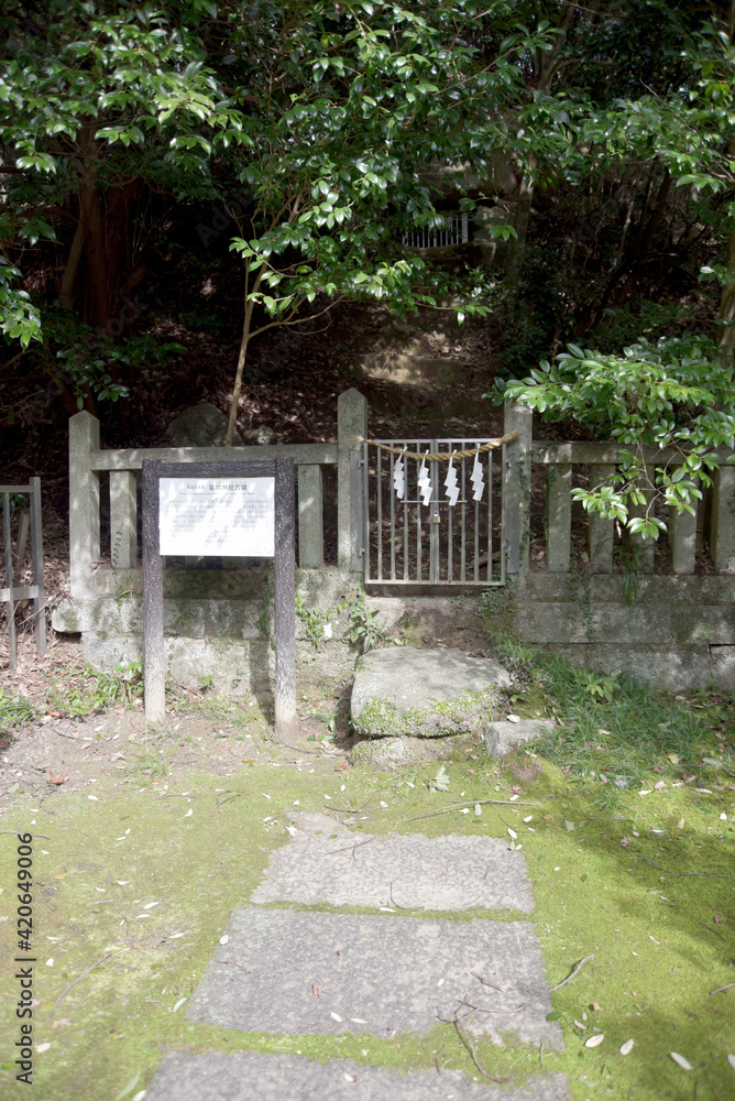 Fototapeta premium 笛吹神社 古墳 奈良県葛城市