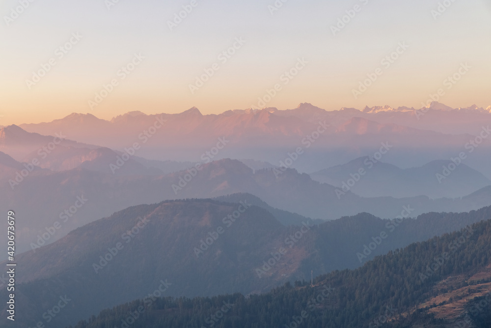 Obraz premium The great Himalayan mountain ranges landscape in dawn