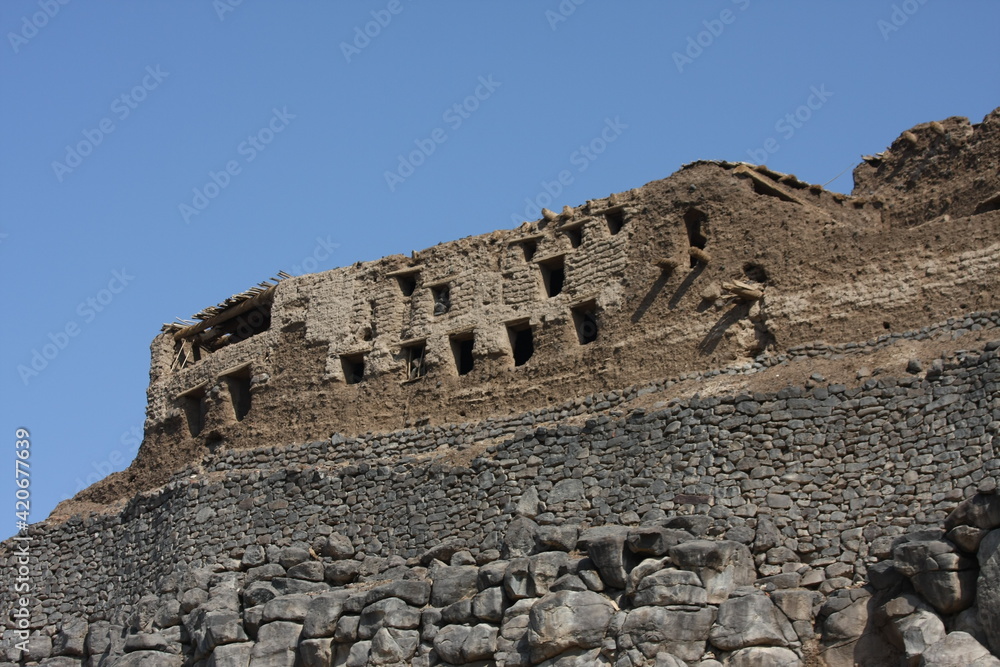 Khaybar to the north of Medina in the Hejaz. Before the advent of Islam in the 7th century CE, indigenous Arabs, as well as Jews, once made up the population of Khaybar.
Khaybar to the north of Medina in the Hejaz. Before the advent of Islam in the 7th century CE, indigenous Arabs, as well as Jews, once made up the population of Khaybar.