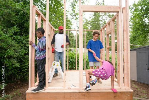 Family building playhouse photo