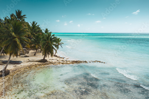 Fototapeta Naklejka Na Ścianę i Meble -  Tropical carribbean beach