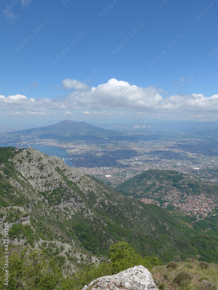 Passeggiata e Trekking all'aria aperta sul Monte Faito in Costiera Sorrentina