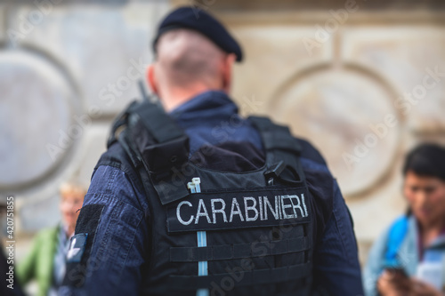 Foto Italian Carabinieri, national gendarmerie of Italy squad,  of Italy patrol forma