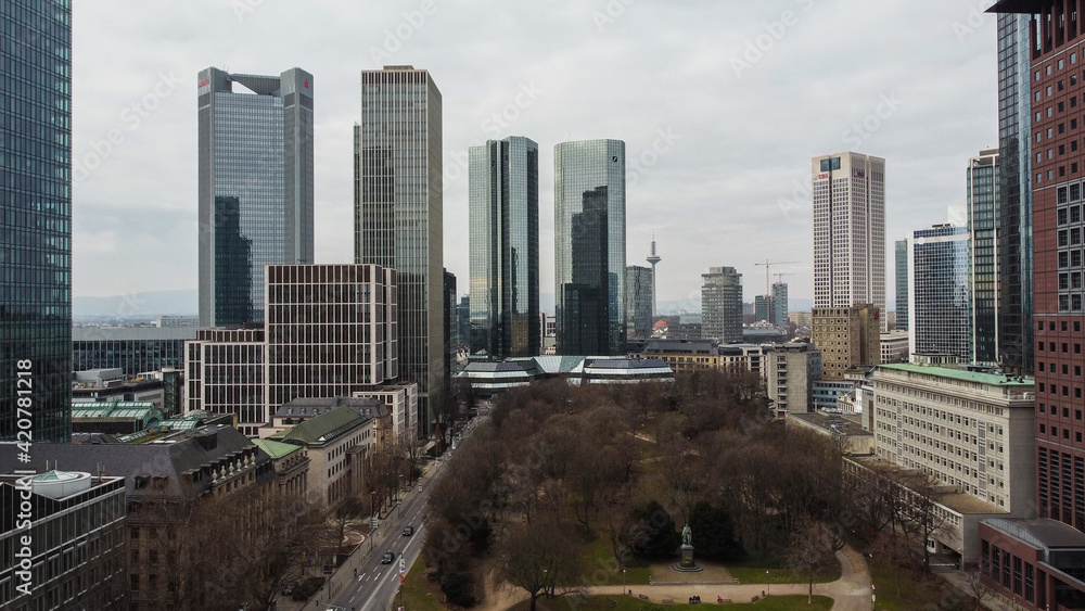Obraz premium The Skyscrapers of Frankfurt Germany - financial district - urban photography