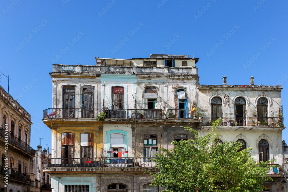 Immeuble délabré à la Havane, Cuba
