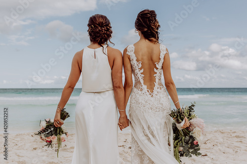 Same sex wedding at the beach