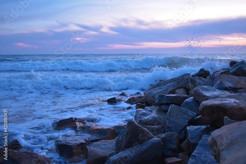 Fototapeta Naklejka Na Ścianę i Meble -  beautiful sunset on the sea.wave