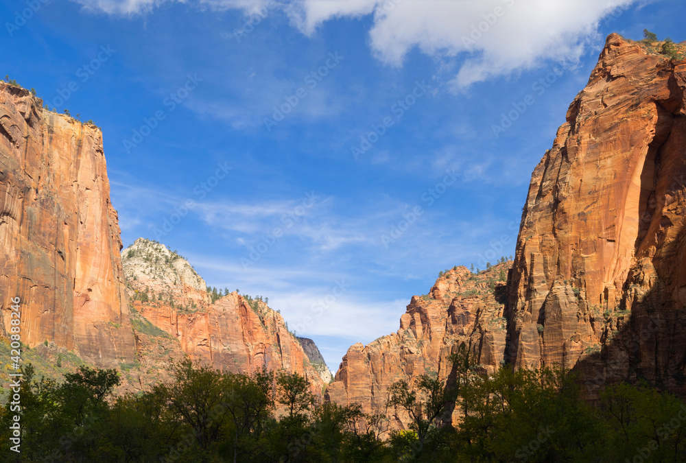 USA, Utah. Zion National Park, Canyon red cliffs