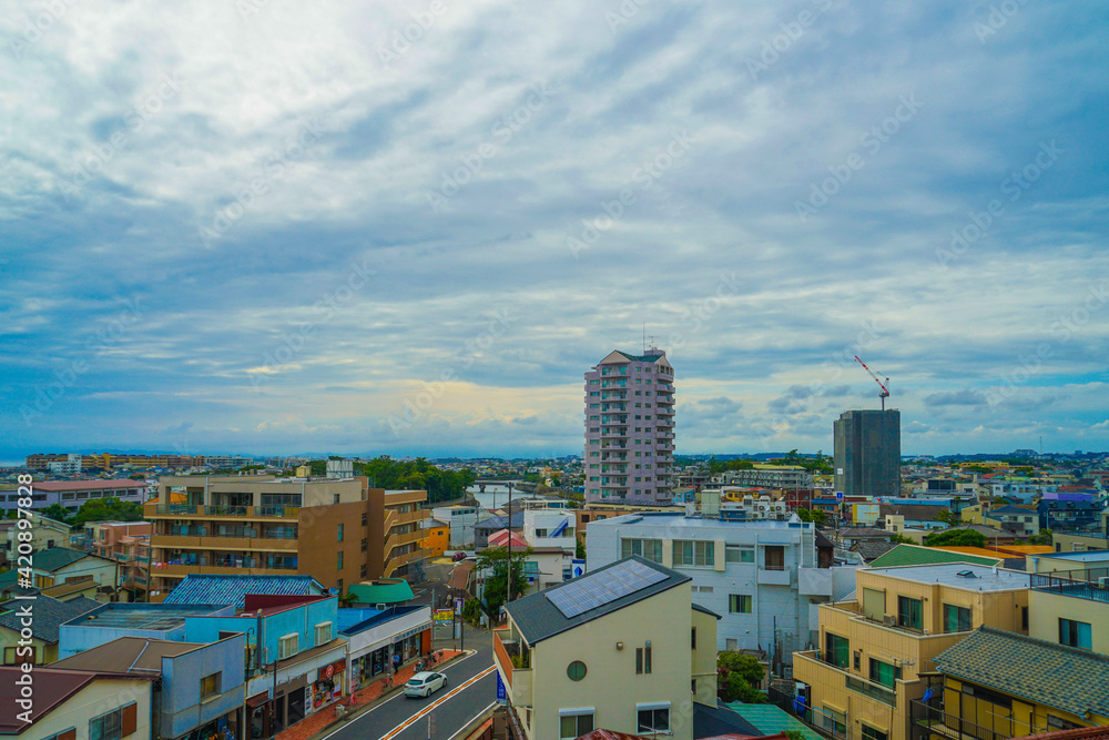 Naklejka premium 片瀬江ノ島の街並みと夕景