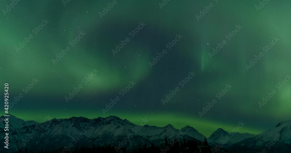 4K Aurora over mountain range in Alaska - Northern Lights AK 4K Aurora over mountain range in Alaska - Northern Lights AK