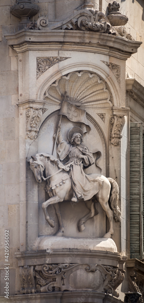  The sculptural bas-relief on the building