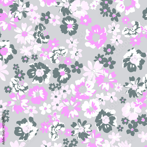 Floral seamless pattern For textile, wallpapers, print, wrapping paper. Vector stock illustration. © loftpearl